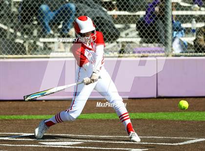 Thumbnail 2 in Wylie vs Glen Rose (Godley High School) photogallery.