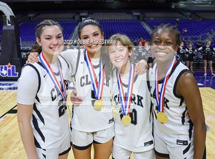 Thumbnail 1 in Clark vs. DeSoto (UIL 6A Basketball State Semifinal Medal Ceremony) photogallery.