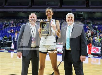 Thumbnail 3 in Clark vs. DeSoto (UIL 6A Basketball State Semifinal Medal Ceremony) photogallery.