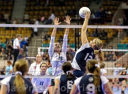 Thumbnail 3 in University vs. Bishop Machebeuf (CHSAA 3A Pool II) photogallery.