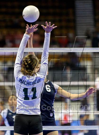 Thumbnail 3 in University vs. Bishop Machebeuf (CHSAA 3A Pool II) photogallery.