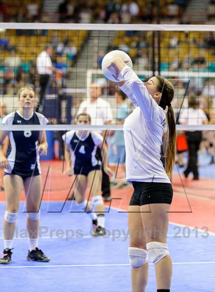 Thumbnail 3 in University vs. Bishop Machebeuf (CHSAA 3A Pool II) photogallery.