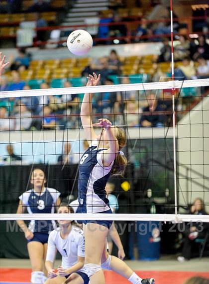Thumbnail 3 in University vs. Bishop Machebeuf (CHSAA 3A Pool II) photogallery.