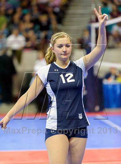 Thumbnail 1 in University vs. Bishop Machebeuf (CHSAA 3A Pool II) photogallery.