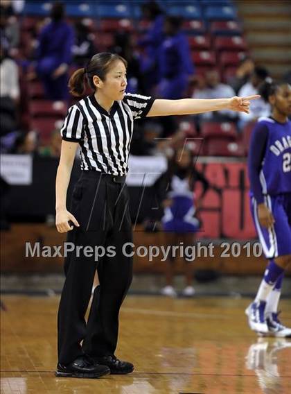 Thumbnail 1 in Sacramento vs. St. Mary's (CIF NorCal D3 Final) photogallery.