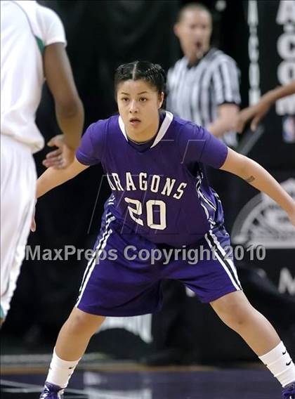 Thumbnail 1 in Sacramento vs. St. Mary's (CIF NorCal D3 Final) photogallery.