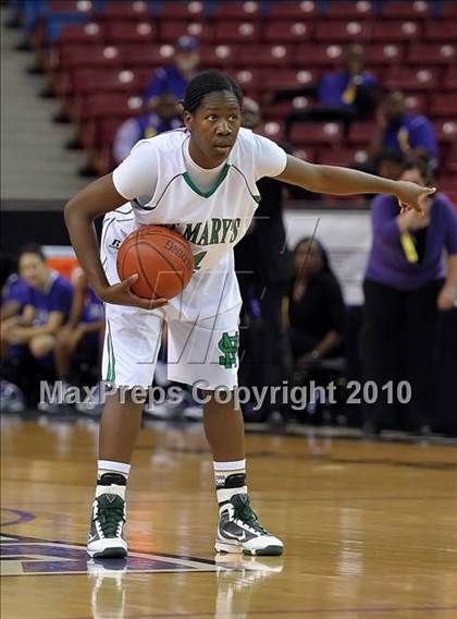 Thumbnail 2 in Sacramento vs. St. Mary's (CIF NorCal D3 Final) photogallery.