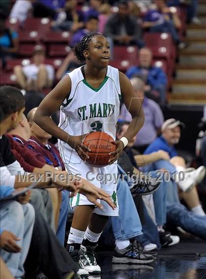 Thumbnail 2 in Sacramento vs. St. Mary's (CIF NorCal D3 Final) photogallery.