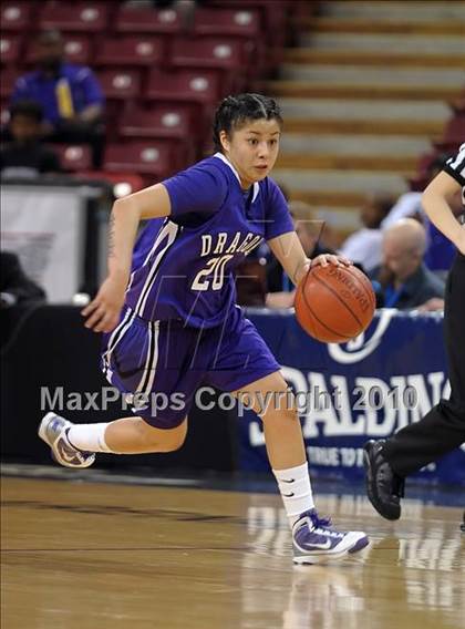 Thumbnail 2 in Sacramento vs. St. Mary's (CIF NorCal D3 Final) photogallery.
