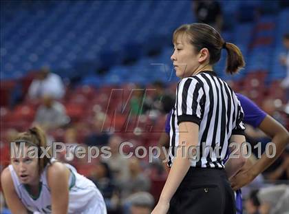 Thumbnail 3 in Sacramento vs. St. Mary's (CIF NorCal D3 Final) photogallery.