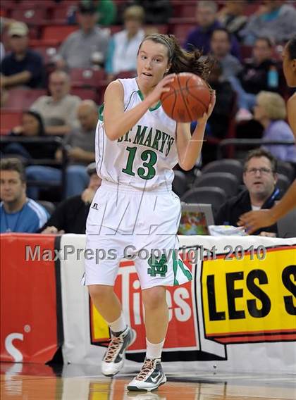 Thumbnail 3 in Sacramento vs. St. Mary's (CIF NorCal D3 Final) photogallery.