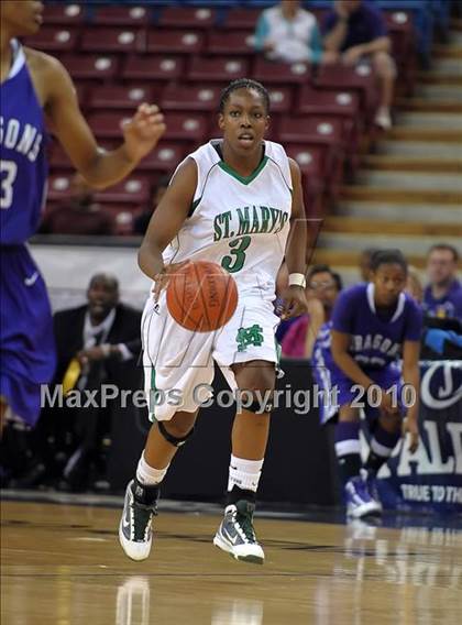 Thumbnail 1 in Sacramento vs. St. Mary's (CIF NorCal D3 Final) photogallery.