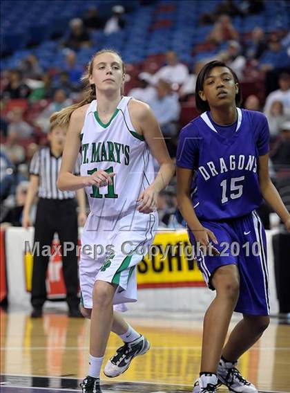 Thumbnail 3 in Sacramento vs. St. Mary's (CIF NorCal D3 Final) photogallery.