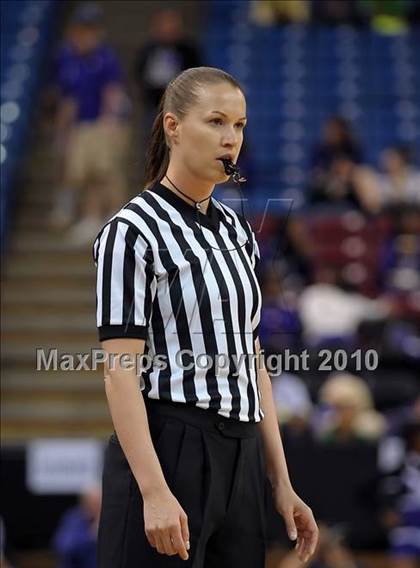 Thumbnail 3 in Sacramento vs. St. Mary's (CIF NorCal D3 Final) photogallery.