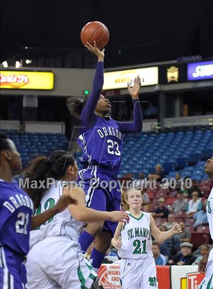 Thumbnail 2 in Sacramento vs. St. Mary's (CIF NorCal D3 Final) photogallery.