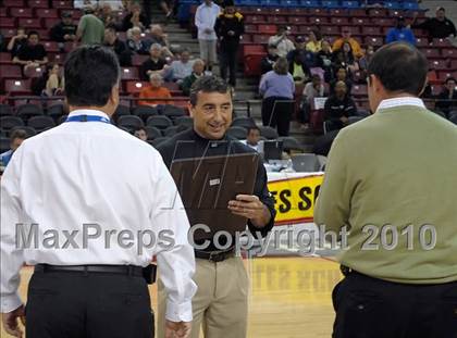 Thumbnail 2 in Sacramento vs. St. Mary's (CIF NorCal D3 Final) photogallery.