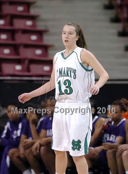 Thumbnail 3 in Sacramento vs. St. Mary's (CIF NorCal D3 Final) photogallery.