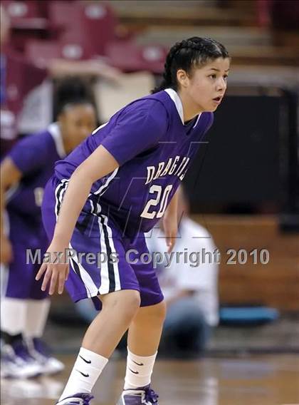 Thumbnail 3 in Sacramento vs. St. Mary's (CIF NorCal D3 Final) photogallery.