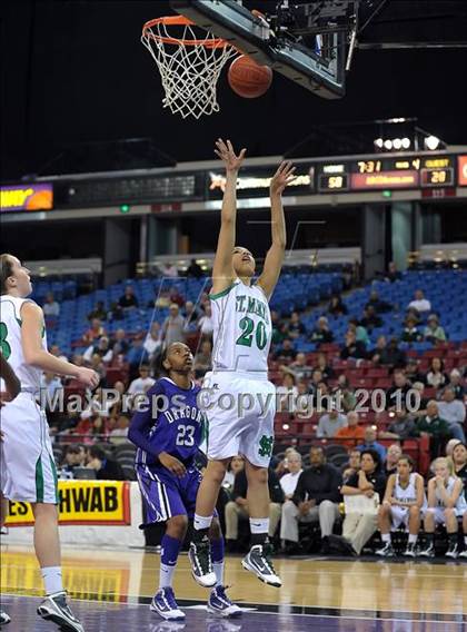 Thumbnail 3 in Sacramento vs. St. Mary's (CIF NorCal D3 Final) photogallery.