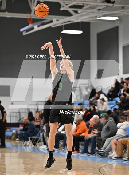 Thumbnail 3 in St. Joseph vs. Salesian College Preparatory (The Crush in the Valley) photogallery.