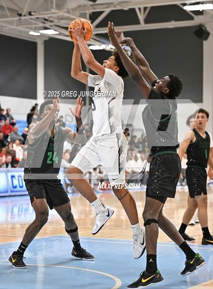 Thumbnail 2 in St. Joseph vs. Salesian College Preparatory (The Crush in the Valley) photogallery.