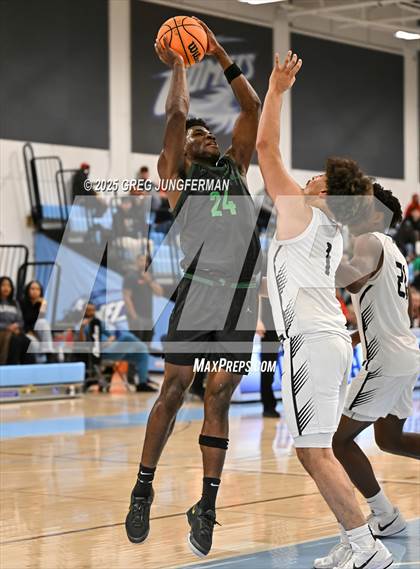 Thumbnail 2 in St. Joseph vs. Salesian College Preparatory (The Crush in the Valley) photogallery.