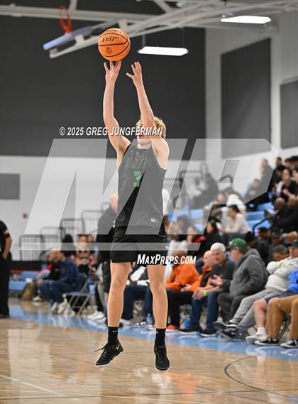 Thumbnail 2 in St. Joseph vs. Salesian College Preparatory (The Crush in the Valley) photogallery.