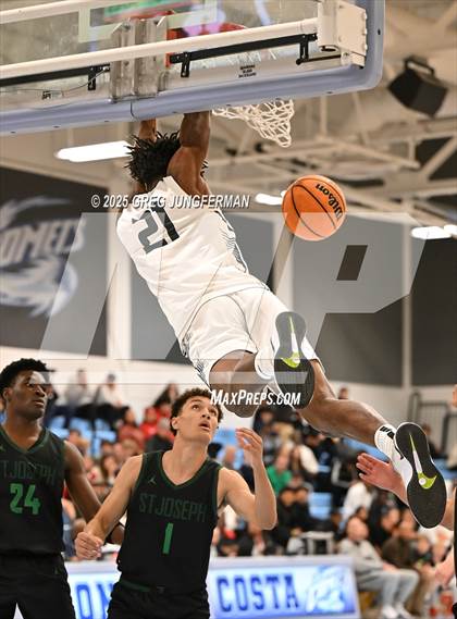 Thumbnail 2 in St. Joseph vs. Salesian College Preparatory (The Crush in the Valley) photogallery.