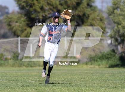 Thumbnail 3 in Cathedral Catholic vs. Valhalla photogallery.