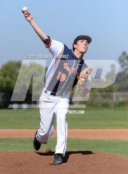 Thumbnail 2 in Cathedral Catholic vs. Valhalla photogallery.