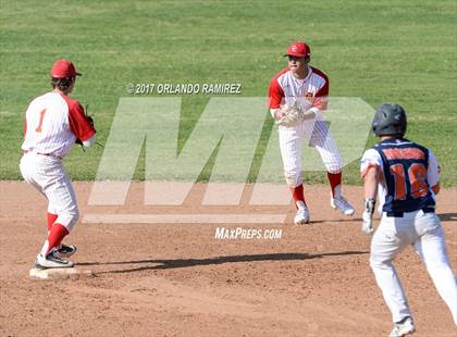 Thumbnail 2 in Cathedral Catholic vs. Valhalla photogallery.