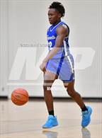 Photo from the gallery "Hooks vs. White Oak (Holiday Hoops Tournament)"