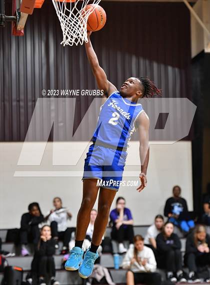 Thumbnail 2 in Hooks vs. White Oak (Holiday Hoops Tournament) photogallery.