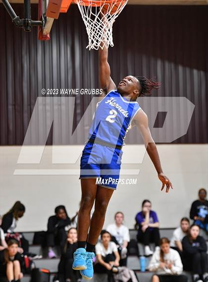 Thumbnail 3 in Hooks vs. White Oak (Holiday Hoops Tournament) photogallery.