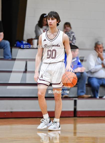 Thumbnail 2 in Hooks vs. White Oak (Holiday Hoops Tournament) photogallery.