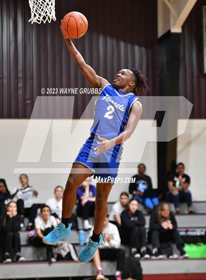 Thumbnail 1 in Hooks vs. White Oak (Holiday Hoops Tournament) photogallery.