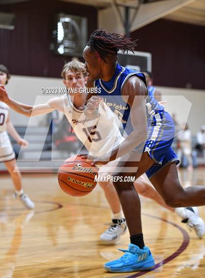 Thumbnail 3 in Hooks vs. White Oak (Holiday Hoops Tournament) photogallery.