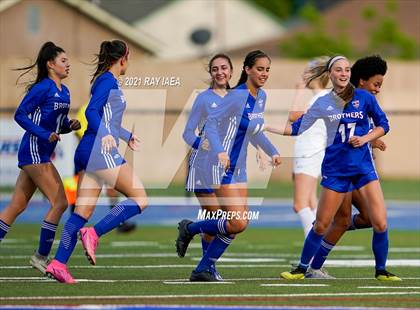 Thumbnail 3 in Vista del Lago @ Christian Brothers photogallery.