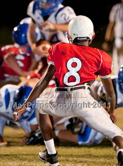 Thumbnail 2 in Goose Creek Memorial vs Barbers Hill photogallery.