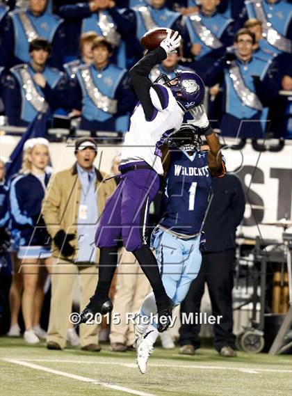 Thumbnail 2 in Fayetteville vs. Har-Ber (AAA 7A Final) photogallery.