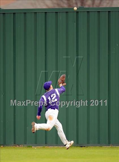 Thumbnail 1 in Bonham vs Blue Ridge (Farmersville Tournament) photogallery.