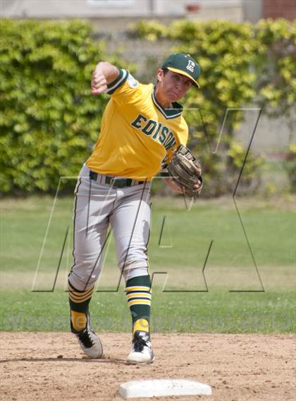 Thumbnail 1 in Edison vs. Calvert Hall photogallery.