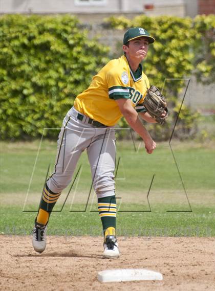 Thumbnail 2 in Edison vs. Calvert Hall photogallery.