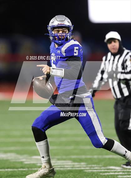 Thumbnail 1 in Twin Valley vs Southern Lehigh (PIAA 4A Final) photogallery.