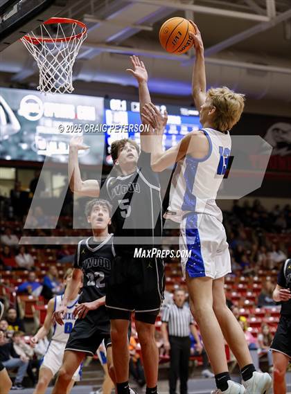 Thumbnail 1 in Cottonwood vs. Dixie (UHSAA 4A Quarterfinal) photogallery.