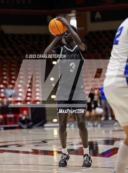 Thumbnail 3 in Cottonwood vs. Dixie (UHSAA 4A Quarterfinal) photogallery.