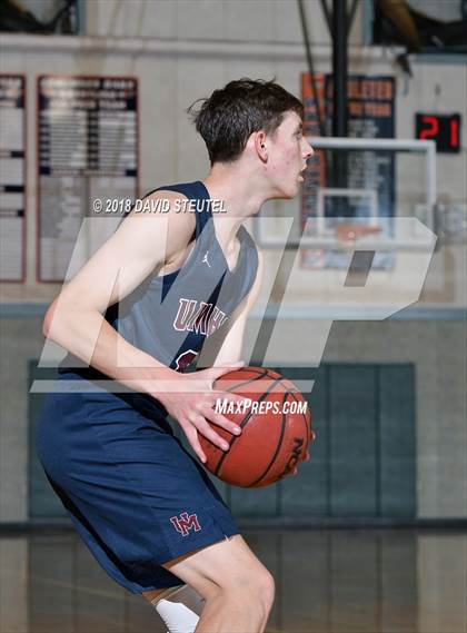 Thumbnail 1 in Union Mine vs. East Union (Running with the Pack) photogallery.