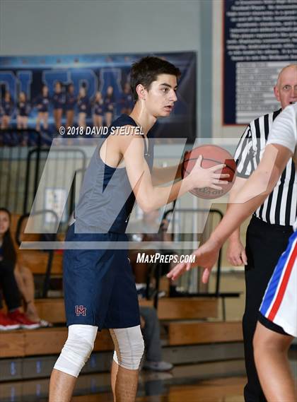 Thumbnail 2 in Union Mine vs. East Union (Running with the Pack) photogallery.