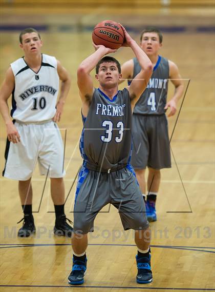 Thumbnail 3 in Fremont @ Riverton photogallery.