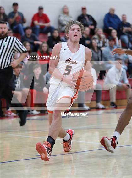Thumbnail 1 in Amanda-Clearcreek vs. Westfall photogallery.